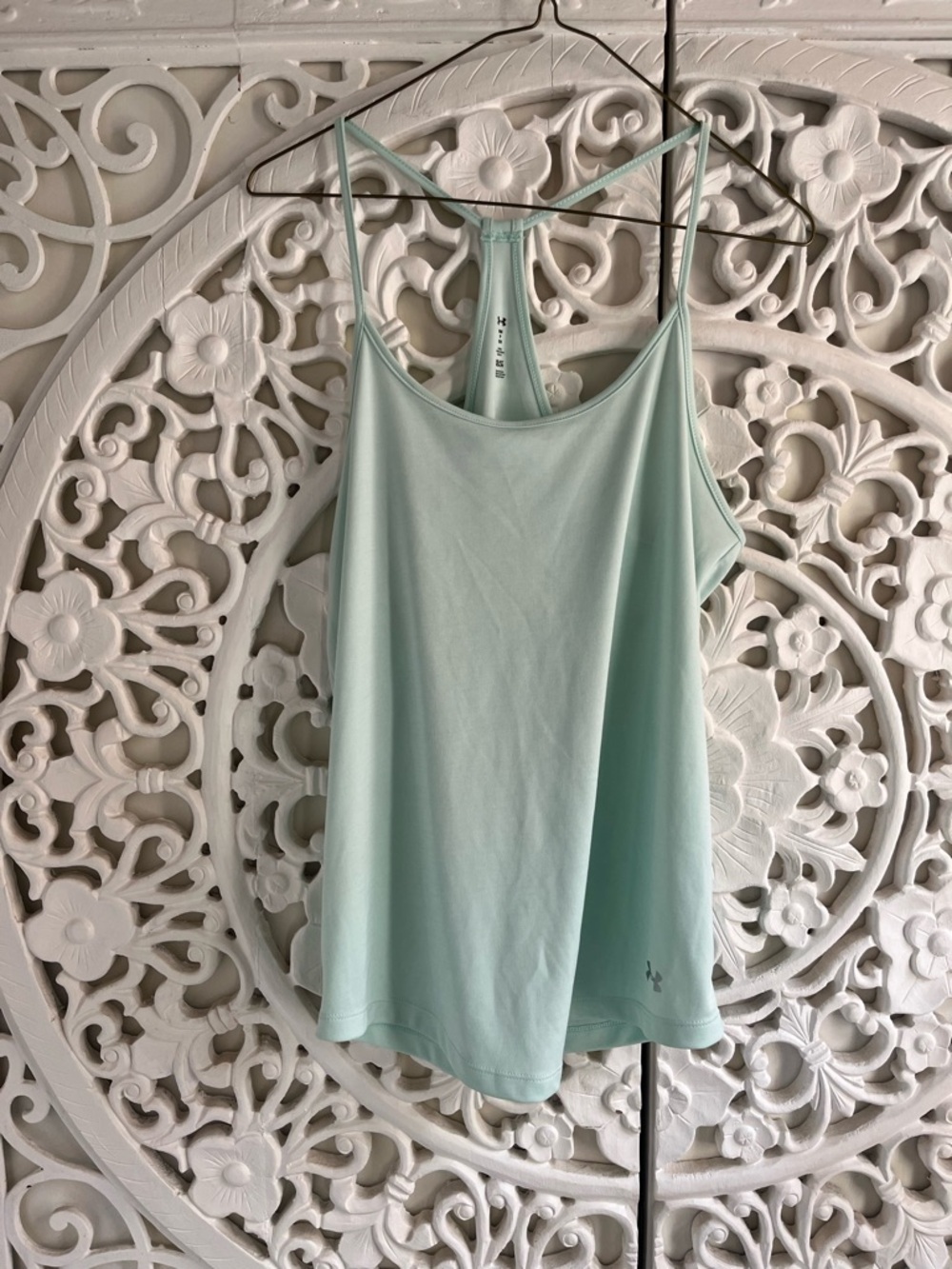 Under Armour Mint Green Racerback Tank Loose Fit Size Small
